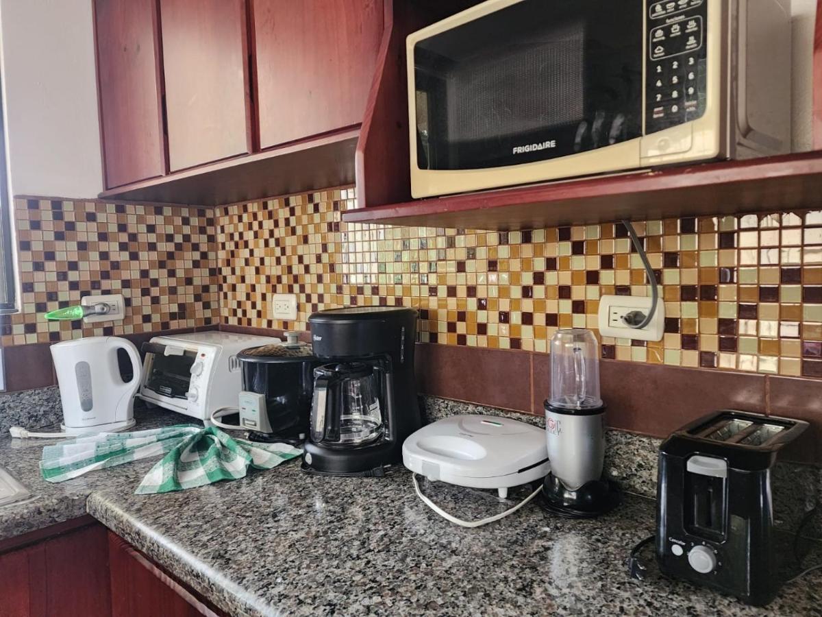 Elegant Villa In La Fortuna With Spacious Backyard Plus Very Private Pool & Parking ภายนอก รูปภาพ